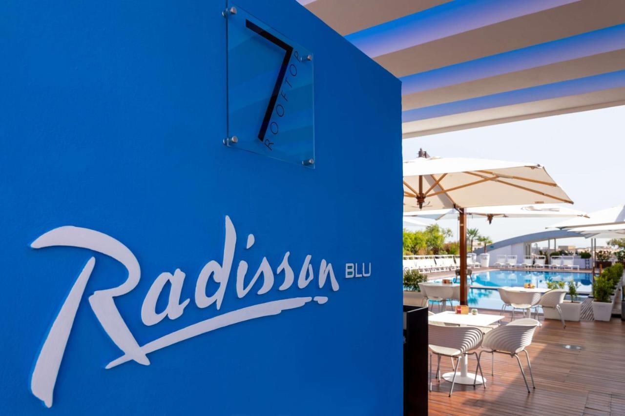 Radisson Blu Es. Hotel, Roma מראה חיצוני תמונה Radisson Blu logo